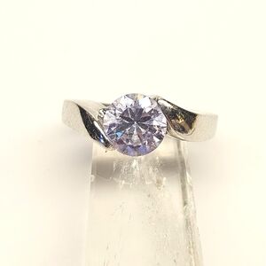 Pale Purple Silvertone Ring Size 6½